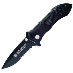 Smith & Wesson CK2BS Homeland Security Serrated Drop Point Knife, Black
