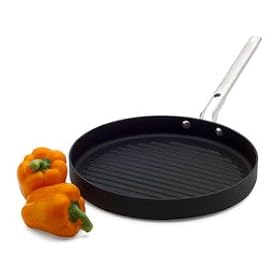 Click here to buy Calphalon Professional Nonstick II Round Nonstick Grill Pan 12-in. by Calphalon.