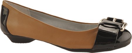 Bandolino Women's Xarby Flat Shoes