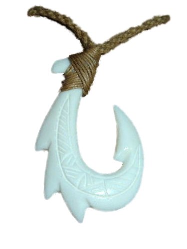 NEW ZEALAND MAORI STYLE BONE CARVED 3 FIN FISH HOOK PENDANT