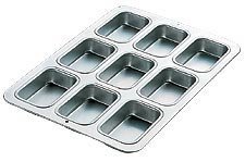 WILTON 9 CAVITY PET LOAF PAN 2105-8466