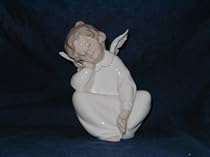 Lladro # 4961 "Angel Dreaming"