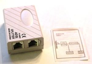 Filtre ADSL1 entree RJ11 RNIS vers 2 sorties RJ11 pour brancher le téléphone et 1 sortie l'Adsl