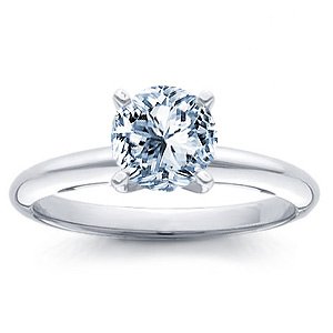 1.02 Carat G/SI1 Round Certified Diamond Solitaire Engagement Ring in Platinum
