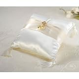 Review Yacanna  / Ivory Diamond Wedding Ring Pillow