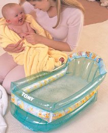 Childrens Toyshop   : Tomy Winnie the Pooh Baby Soft Bath