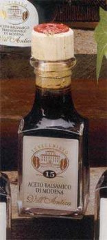 Balsamic Vinegar of Modena over 15 years Old by Vill Antica