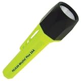 Pelican Products MityLite Plus, 2AA, Yellow, Clam Pack