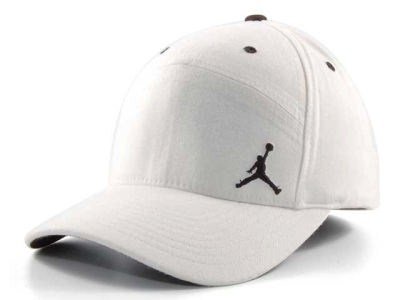 Jordan Jumpman 7 Panel Strech Fit Hat (S/M, White)