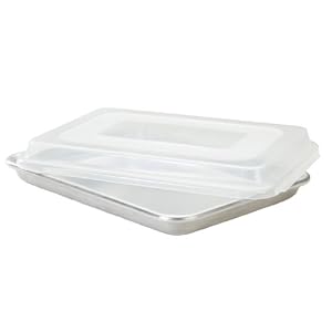 Nordic Ware Baker's Quarter Sheet with Storage Lid 9 Inch by 13 Inch by Nordic Ware