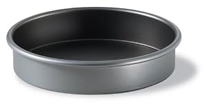 Calphalon Classic Bakeware 9-Inch Round Nonstick Cake Pan by Calphalon