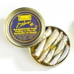 Los Peperetes Sardinillas de Rianxo - Premium Baby Sardines in Olive Oil by La Tienda by Los Peperetes