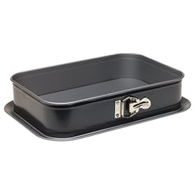 Kaiser Bakeware Noblesse Rectangular 9-by-13-Inch Springform Pan by Kaiser