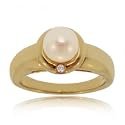 14 KT Yellow Gold Classic Ring w Pearl and Diamonds