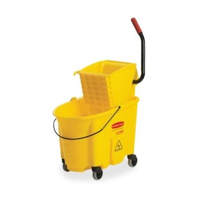 Rubbermaid FG758088 Yellow 35 Quart Bucket/Wringer Combo Pack