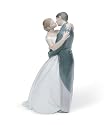 Nao by Lladro A Kiss Forever