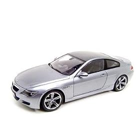 BMW M6 DIECAST MODEL SILVER 1/18 KYOSHO