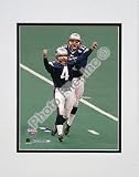 Adam Vinatieri, New England Patriots &acute; Game Winning Field Goal Super Bowl XXXVI #3 &acute; Double Matted 8 &acute; X 10 &acute; Photograph ( Unframed ) - B00016M9E8