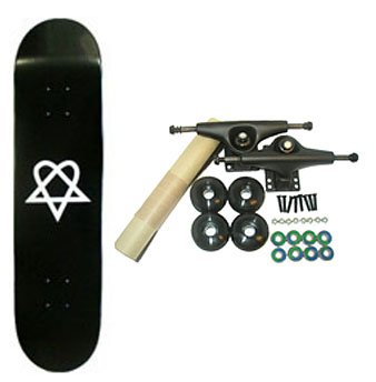 Skateboards HEARTAGRAM BLACK 7.5 Complete Assembled