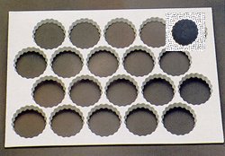 Thermo Cookie Cutting Sheet 1.3/8″ Rosette 95/Sheet