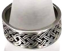 Nice Celtic Knot Pattern Irish Pewter Ring Band
