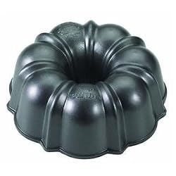 Nordic-Ware 51342 6 Cup Bundt Pan