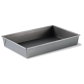 Calphalon Classic Bakeware 12-by-17-Inch Rectangular Nonstick Baking Roasting Pan by Calphalon
