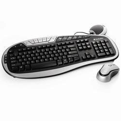 Verbatim 96665 Go Wireless Multimedia Keyboard and Mouse (Silver)