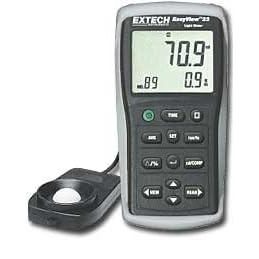 Extech EA33 LIGHT METER WITH MEMORY EASYVIEW 31 SERIES by Extech