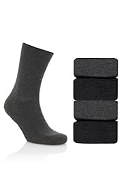 4 Pairs of Freshfeet Ultimate Comfort Socks with Silver Technology