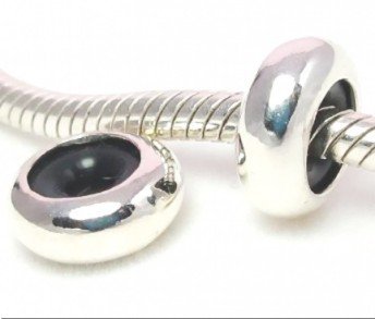 2 Solid Sterling Silver Circle Spacer/stopper Bead (With Black Rubber) Pandora Chamilia Biagi & European Bracelets Compatible Picture