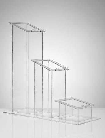 3 Angled Pillars Cake Display Stand