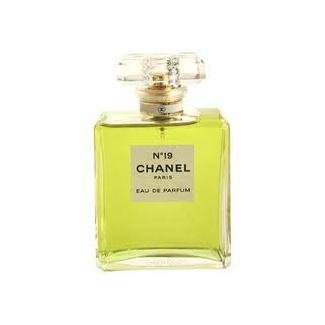 Chanel No. 19 Eau de Parfum Spray 50 ml Chanel No. 19 Eau de Parfum Spray 50 ml