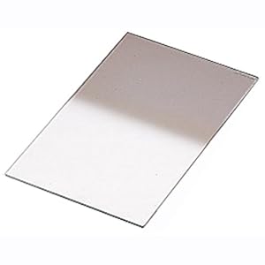 【クリックで詳細表示】LEE カメラ用角型樹脂フィルター ハーフND0.3 ハード LN-1 100X150mm 光量調節用 398517： カメラ・ビデオ