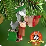 Hallmark Keepsake Miniature Ornament Bugs Bunny and Elmer Fudd