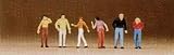 Preiser 79026 Walking Passers-By (6)