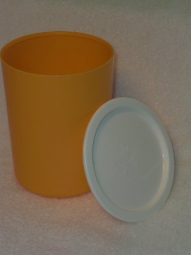 Tupperware Orange 5 Cup Canister One Touch