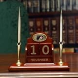 PHILADELPHIA FLYERS Team Logo 8 Wide Wood PERPETUAL CALENDAR / DESK CADDY (with a handsome Pen Set)