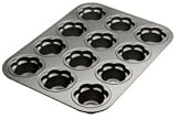 Chicago Metallic 12-Cup Dainty Daisy-Cupcake Pan