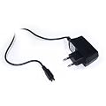 Handy Ladeger�t f�r MOTOROLA - V60 / V525 / A630 / A830 / A835 / A920 / A925 / A1000 / C975 / C980 / E398 / E550 / E1000 / MPx / MPx220 / ROKR-E1 / T270 / T280 / T280i / T720 / T720i / V60i / V66 / V66i / V70 / V80 / V300 / V350 / V400 / V400P / V500 / V525 / V550 / V555 / V600 / V620 / V635 / V650 / V975 / V980 / V1000 / V1050 - Ladekabel / Netzteil / Reiselader