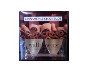 Bath & Body Works Cinnamon & Clove Buds Wallflower Refills