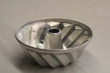 Tube Cake Pan, Turk Head Mold, 6 Cup capacity, Size: 8.5"x 3.25