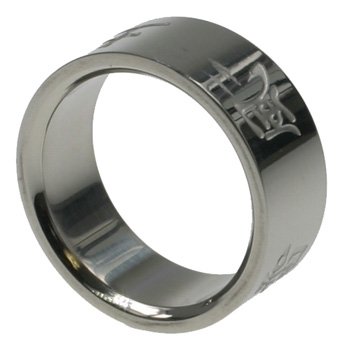 316L Stainless Steel Ring with shiny polish. Width: 8mm
