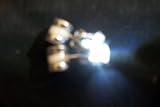 Light up earrings diamond style (White Light)