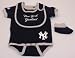 NEW YORK YANKEES MLB Baseball 3 pc Baby INFANT CLOTHING SET 6-9 mos