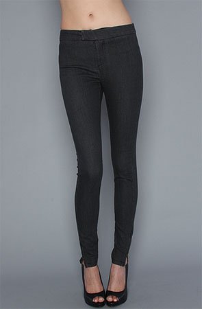 Jack BB Dakota The Toby Denim Jean in Black - Denim for Women product image