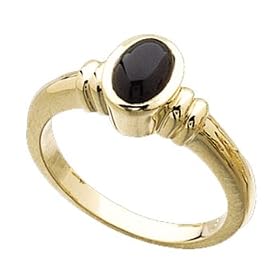 Classic Cabochon Onyx, 14K Yellow Gold. Classic Style Onyx Cabochon Ring by 