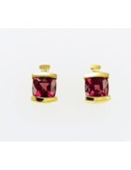 14K Gold Garnet Stud Earring