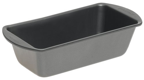 Chicago Metallic Gourmet Ware Medium Loaf Pan, 8-1/2-Inch by 4-1/2-Inch by 2-1/2-Inch