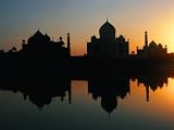 17th Century Taj Mahal Reflected in Yanuna River, Agra, Uttar Pradesh, India Photographic Poster Print by Richard I'Anson, 40x30